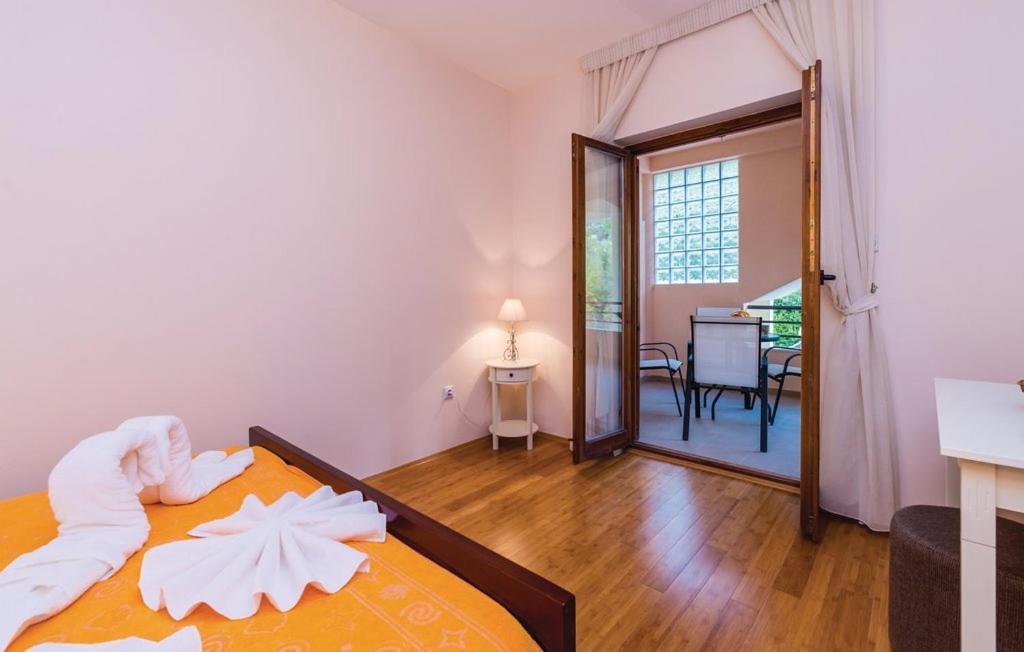 Port Adria Apartments Kamenari Buitenkant foto